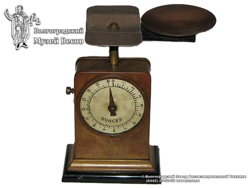 Spring letter scales. The manufacturer is unknown, the end of the XIX-early XX century.
