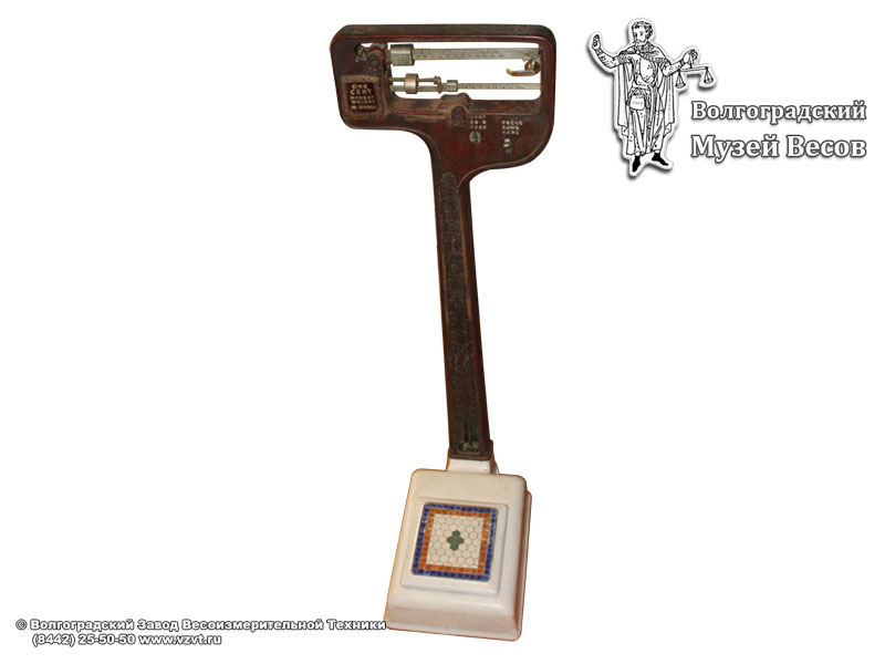Platform scales for personal weighing, of the company Caille Co. USA, the early XX century.