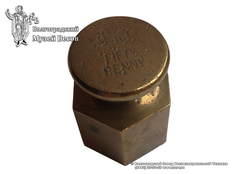 Hexagon-shaped 10-pound copper weight. England, the late 19th – the early XX centuries