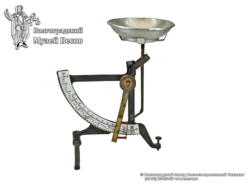 Letter/household scales with a deep pan. Germany, the middle of the XX century.