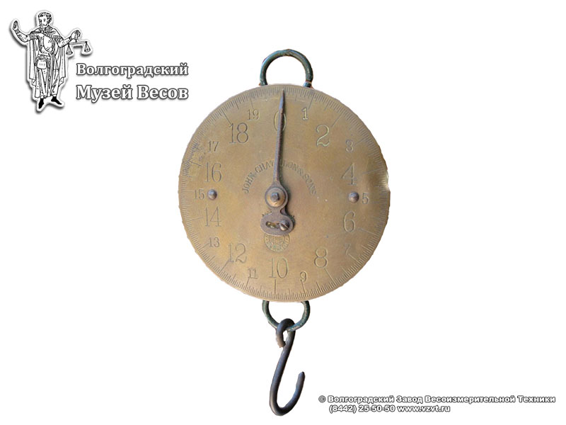 Spring balance of dial type with a brass dial. John Chatillon & Sons, the USA, the first half of 20th century