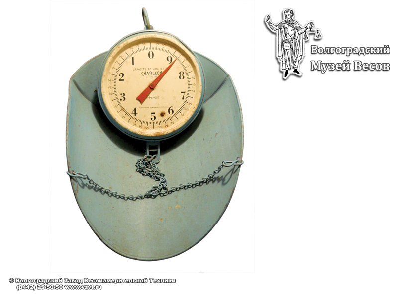 Spring balance of dial type with load carrier for loads up to 20 pounds. Chatillon, the USA, the first half of 20th century