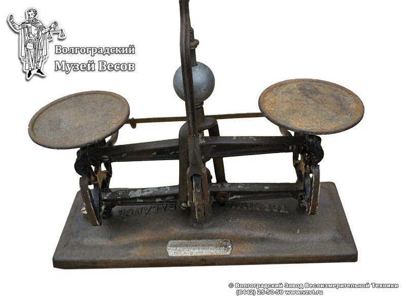 Balance for accurate measurements of the company Torsion Balance Co. USA, the middle of the XX century.